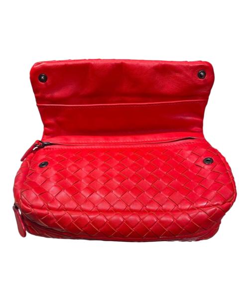BOTTEGA VENETA（ボッテガベネタ）BOTTEGA VENETA (ボッテガベネタ) イントレチャートショルダーバッグ レッドの古着・服飾アイテム
