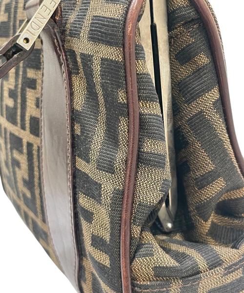 FENDI（フェンディ）FENDI (フェンディ) ズッカ柄ハンドバッグ ブラウンの古着・服飾アイテム