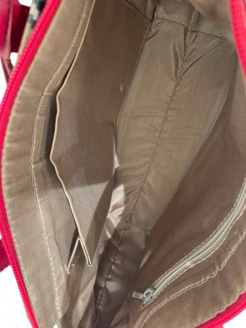 BURBERRY（バーバリー）BURBERRY (バーバリー) シャドウホース ハンドバッグ レッドの古着・服飾アイテム