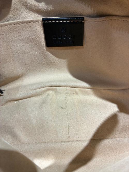 GUCCI（グッチ）GUCCI (グッチ) ショルダーバッグ/GGマーモント ブラック サイズ:-の古着・服飾アイテム
