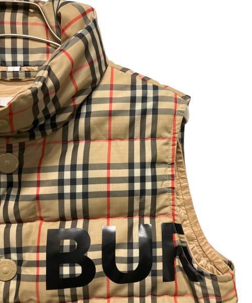 BURBERRY（バーバリー）BURBERRY (バーバリー) ホースフェリーダウンベスト ベージュ サイズ:Sの古着・服飾アイテム