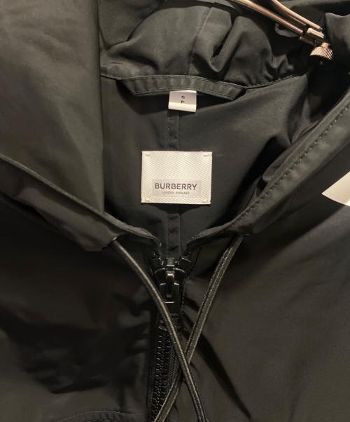 BURBERRY（バーバリー）BURBERRY (バーバリー) ロゴナイロンジャケット ブラック サイズ:Sの古着・服飾アイテム