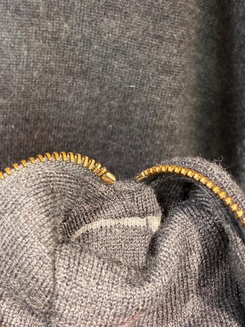 LOUIS VUITTON（ルイ ヴィトン）LOUIS VUITTON (ルイ ヴィトン) ダブルフェイスニットトラベルブルゾン グレー サイズ:Mの古着・服飾アイテム