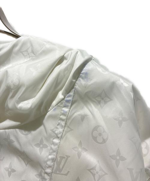 LOUIS VUITTON（ルイ ヴィトン）LOUIS VUITTON (ルイ ヴィトン) Monogram Reversible Windbreaker/モノグラム リバーシブル ウインドブレーカー/RM242MQ MO6 HRB47W ホワイト サイズ:48の古着・服飾アイテム