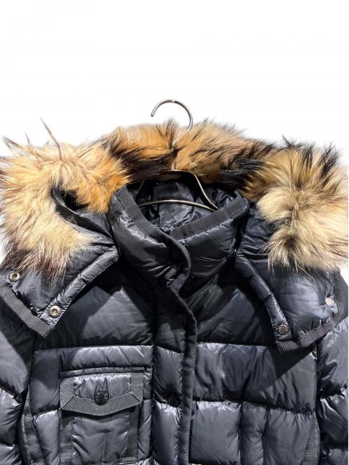 MONCLER（モンクレール）MONCLER (モンクレール) HERMIFUR/ダウンコート ブラックの古着・服飾アイテム