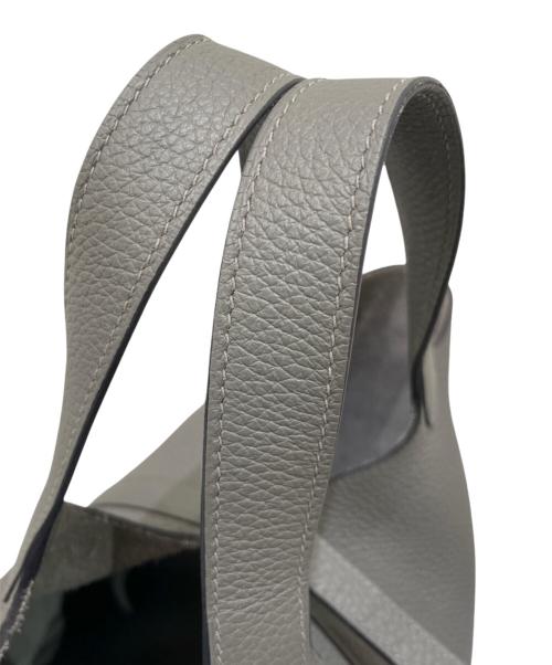 HERMES（エルメス）HERMES (エルメス) ピコタンロックPM/トリヨンクレマンス/グリメイヤー/U刻印:2022年製/ゴールド金具 グリメイヤー サイズ:PMの古着・服飾アイテム