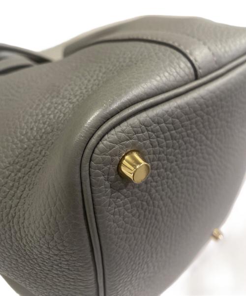 HERMES（エルメス）HERMES (エルメス) ピコタンロックPM/トリヨンクレマンス/グリメイヤー/U刻印:2022年製/ゴールド金具 グリメイヤー サイズ:PMの古着・服飾アイテム