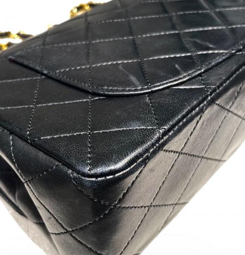 CHANEL（シャネル）CHANEL (シャネル) マトラッセ23/Wフラップチェーンショルダーバッグ ブラック サイズ:23の古着・服飾アイテム