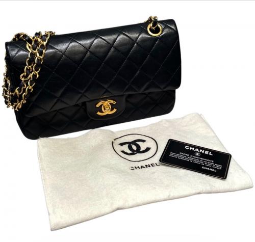 CHANEL（シャネル）CHANEL (シャネル) マトラッセ23/Wフラップチェーンショルダーバッグ ブラック サイズ:23の古着・服飾アイテム