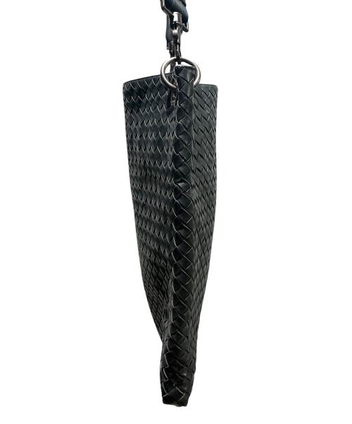 BOTTEGA VENETA（ボッテガベネタ）BOTTEGA VENETA (ボッテガベネタ) イントレチャートショルダーバッグ ブラック サイズ:-の古着・服飾アイテム