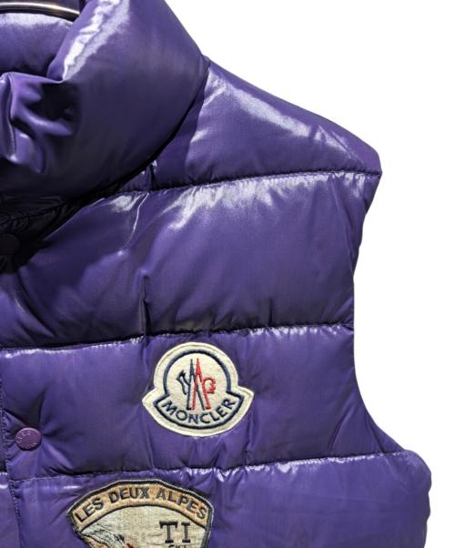 MONCLER（モンクレール）MONCLER (モンクレール) チベットスペシャルワッペン ダウンベスト/ダウン/ベスト/パッチ/ワッペン/ダメージ加工 パープル サイズ:3の古着・服飾アイテム