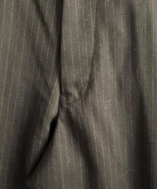 Yohji Yamamoto pour homme（ヨウジヤマモト プールオム）Yohji Yamamoto pour homme (ヨウジヤマモト プールオム) リペアストライプパンツ ネイビー サイズ:3の古着・服飾アイテム