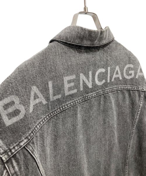 BALENCIAGA（バレンシアガ）BALENCIAGA (バレンシアガ) バックロゴデニムジャケット グレー サイズ:46の古着・服飾アイテム
