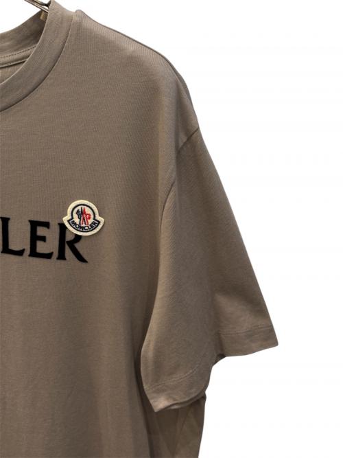 MONCLER（モンクレール）MONCLER (モンクレール) ロゴTシャツ ベージュ サイズ:Mの古着・服飾アイテム
