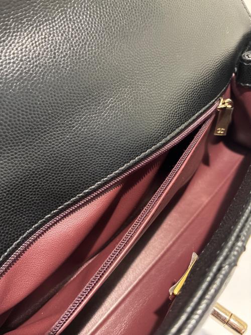 CHANEL（シャネル）CHANEL (シャネル) マキシハンドルトップフラップバッグ/2WAYショルダーバッグ ブラックの古着・服飾アイテム