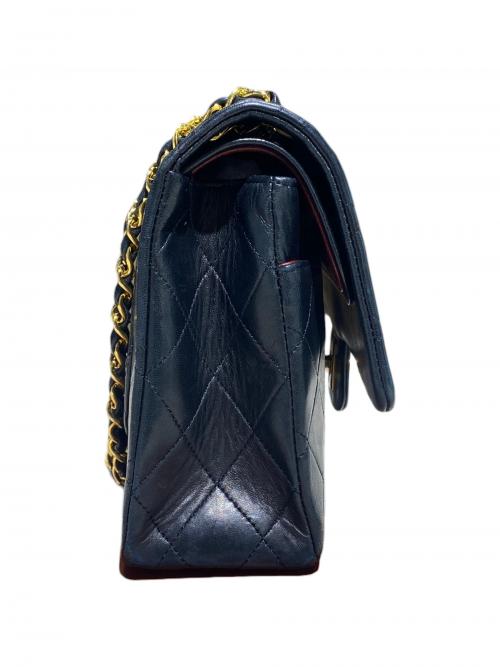 CHANEL（シャネル）CHANEL (シャネル) マトラッセ25 ラムスキン Wフラップチェーンショルダーバッグ ブラック×ゴールド サイズ:25の古着・服飾アイテム