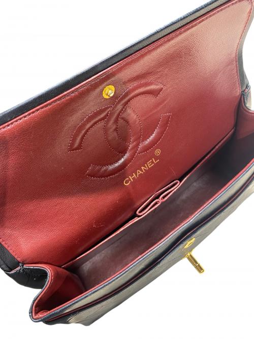 CHANEL（シャネル）CHANEL (シャネル) マトラッセ25 ラムスキン Wフラップチェーンショルダーバッグ ブラック×ゴールド サイズ:25の古着・服飾アイテム