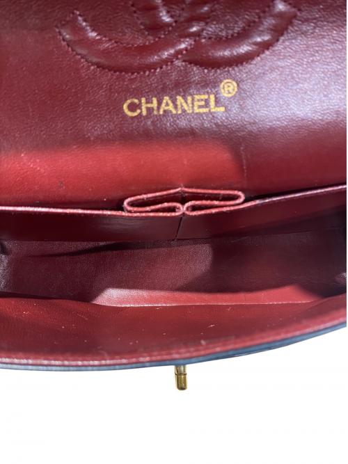 CHANEL（シャネル）CHANEL (シャネル) マトラッセ25 ラムスキン Wフラップチェーンショルダーバッグ ブラック×ゴールド サイズ:25の古着・服飾アイテム