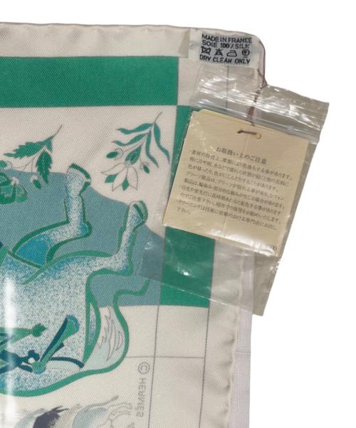 HERMES（エルメス）HERMES (エルメス) カレ90《FANTAISIES INDIENNES（眩惑のインド）》 ホワイト×グリーン サイズ:90の古着・服飾アイテム