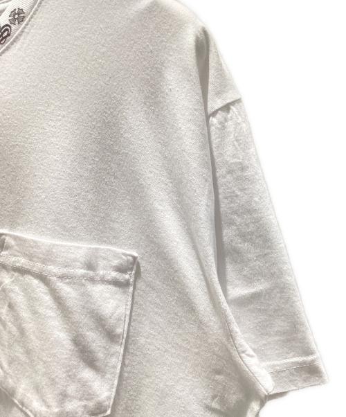 CHROME HEARTS（クロムハーツ）CHROME HEARTS (クロムハーツ) Neck Logo Pocket T-Shirt/ネックロゴポケットTシャツ/026-057829 ホワイト サイズ:XLの古着・服飾アイテム