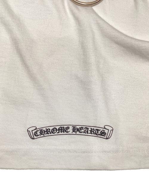 CHROME HEARTS（クロムハーツ）CHROME HEARTS (クロムハーツ) Neck Logo Pocket T-Shirt/ネックロゴポケットTシャツ/026-057829 ホワイト サイズ:XLの古着・服飾アイテム