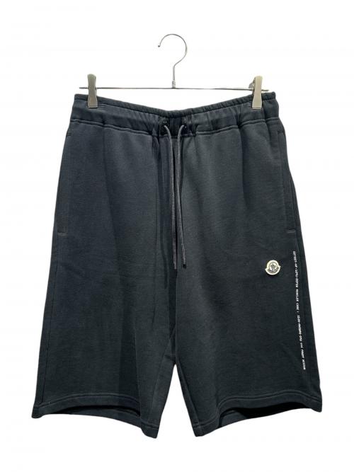 MONCLER GENIUS（モンクレール ジーニアス）MONCLER GENIUS (モンクレール ジーニアス) FRAGMENT DESIGN (フラグメントデザイン) スウェットロゴハーフパンツ/F209U8H70200 809F4 ブラック サイズ:Sの古着・服飾アイテム