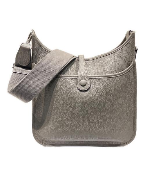 HERMES（エルメス）HERMES (エルメス) エブリン Ⅲ PM/Evelyne III PM/トリヨンクレマンス/ノワール/シルバー金具/X刻印：2016年製/メッセンジャーバッグ/ショルダーバッグ/メッセンジャーバッグ/エブリンPM エタン サイズ:PMの古着・服飾アイテム
