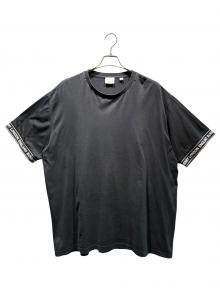 BURBERRY（バーバリー）の古着「SIREN TAPED SLEEVE TEE」｜ブラック