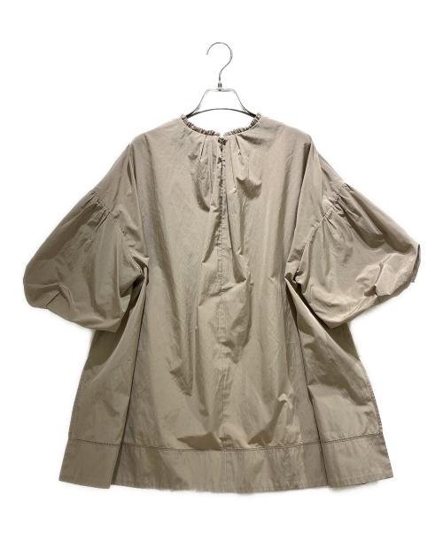 ebure（エブール）ebure (エブール) Pullover Blouse/プルオーバーブラウス ベージュ サイズ:38の古着・服飾アイテム