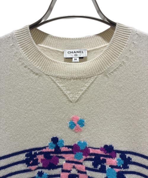 CHANEL（シャネル）CHANEL (シャネル) CC Logo Clover Striped Knit Top/ココマーククローバーボーダーニット/P76927K11095 ホワイト サイズ:36の古着・服飾アイテム