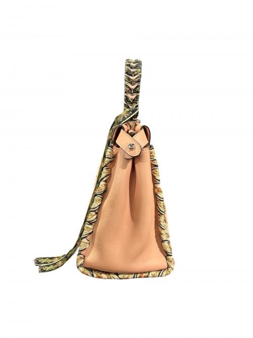 FENDI（フェンディ）FENDI (フェンディ) ピーカブー ミディアム リボンステッチ/8BN290 ライトピンク サイズ:-の古着・服飾アイテム
