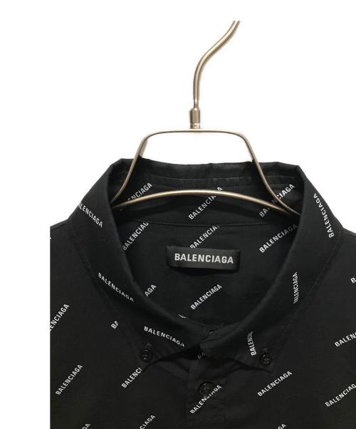 BALENCIAGA（バレンシアガ）BALENCIAGA (バレンシアガ) オールオーバーシャツ ブラック サイズ:38の古着・服飾アイテム