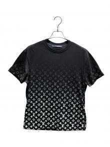 LOUIS VUITTON（ルイ ヴィトン）の古着「モノグラムグラフィットTシャツ/HKY46W」｜ブラック