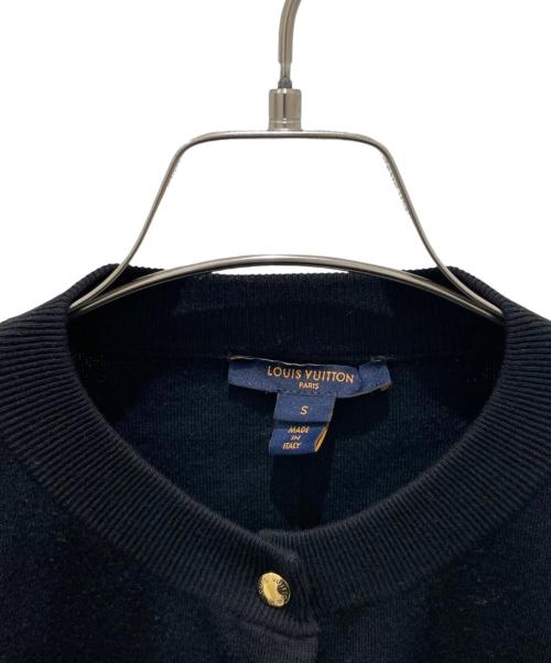 LOUIS VUITTON（ルイ ヴィトン）LOUIS VUITTON (ルイ ヴィトン) レザーロゴパッチ カーディガン ブラック サイズ:ｓの古着・服飾アイテム
