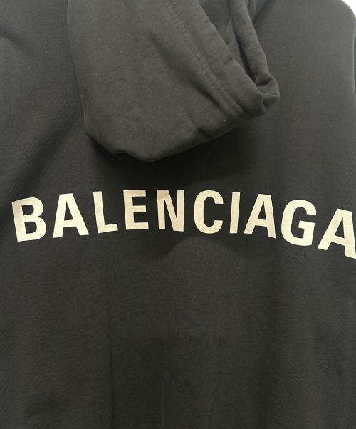BALENCIAGA（バレンシアガ）BALENCIAGA (バレンシアガ) バックロゴプルオーバーパーカー ブラック サイズ:Mの古着・服飾アイテム