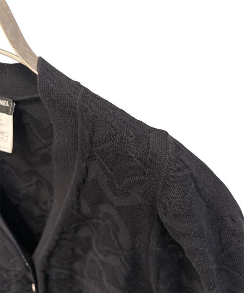 CHANEL（シャネル）CHANEL (シャネル) ココマークボタン Vネックカーディガン ブラック サイズ:42の古着・服飾アイテム