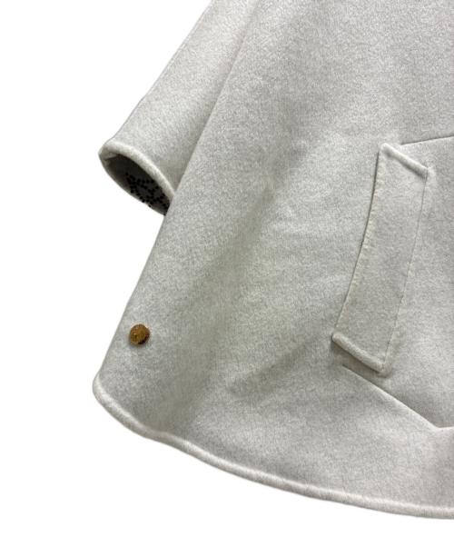 LOUIS VUITTON（ルイ ヴィトン）LOUIS VUITTON (ルイ ヴィトン) Reversible Mahina Monogram PonchoリバーシブルマヒナモノグラムポンチョRW231W R90 FOCO05 グレー サイズ:FREEの古着・服飾アイテム