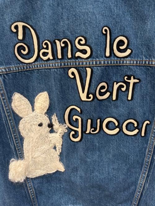GUCCI（グッチ）GUCCI (グッチ) ウサギパッチ付デニムベスト インディゴ サイズ:40の古着・服飾アイテム