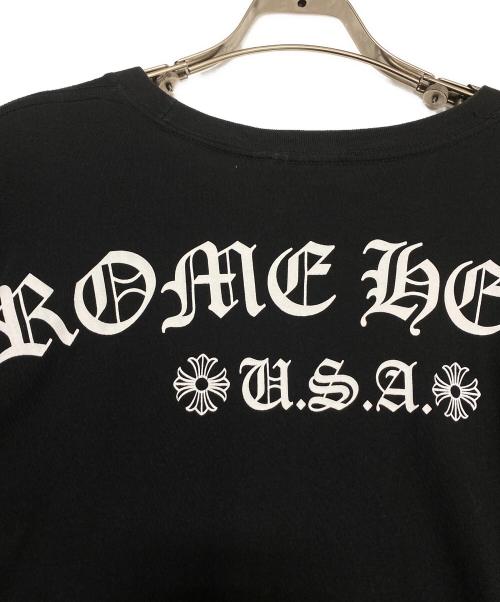 CHROME HEARTS（クロムハーツ）CHROME HEARTS (クロムハーツ) ARCH LOGO SCROLL RABEL USA PRINT TEE ブラック サイズ:XXLの古着・服飾アイテム