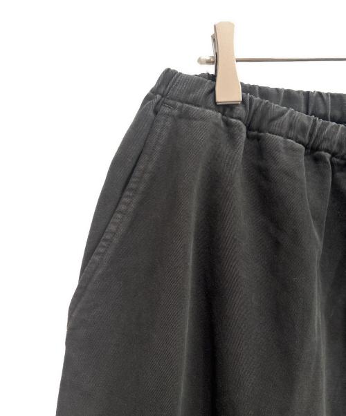 COMOLI（コモリ）COMOLI (コモリ) 製品染 ドローストリングパンツ ブラック サイズ:3の古着・服飾アイテム