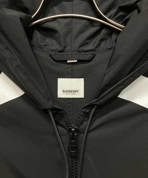 BURBERRY（バーバリー）BURBERRY (バーバリー) サイドロゴナイロンジャケット ブラック サイズ:Mの古着・服飾アイテム