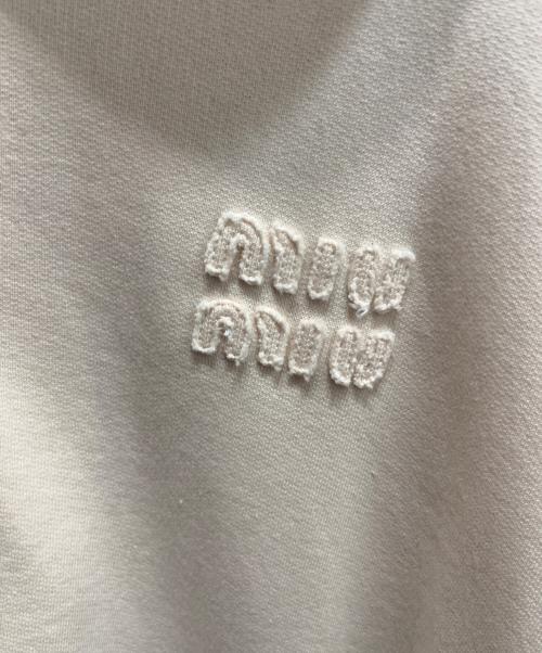 MIU MIU（ミュウミュウ）MIU MIU (ミュウミュウ) ロゴジップパーカー ホワイト サイズ:Lの古着・服飾アイテム