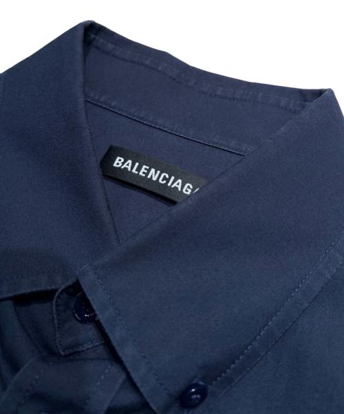 BALENCIAGA（バレンシアガ）BALENCIAGA (バレンシアガ) バックロゴプリント半袖シャツ ネイビー サイズ:37の古着・服飾アイテム