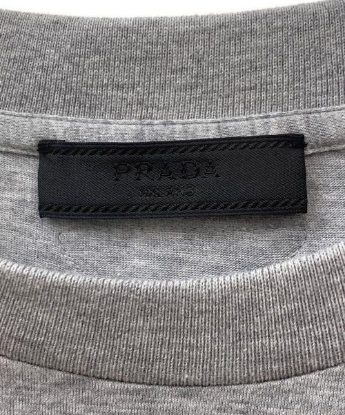 PRADA（プラダ）PRADA (プラダ) 半袖Tシャツ グレー サイズ:Mの古着・服飾アイテム