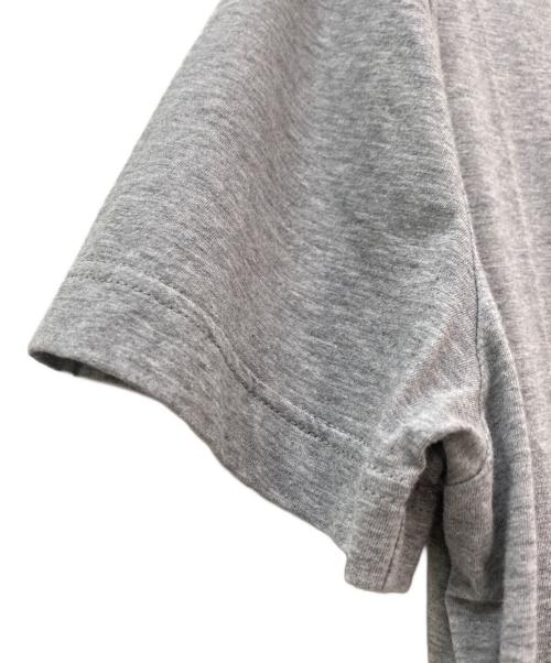 PRADA（プラダ）PRADA (プラダ) 半袖Tシャツ グレー サイズ:Mの古着・服飾アイテム
