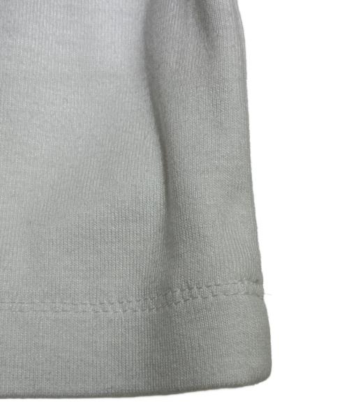 PRADA（プラダ）PRADA (プラダ) トライアングルロゴTシャツ/UJN824 S222 11ZM ホワイト サイズ:XSの古着・服飾アイテム