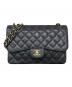 CHANEL（シャネル）の古着「デカマトラッセ30/Wフラップチェーンショルダーバッグ」｜ブラック