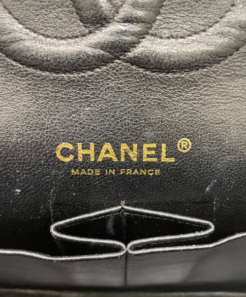 CHANEL（シャネル）CHANEL (シャネル) マトラッセ25/Wフラップチェーンショルダーバッグ ブラック サイズ:25の古着・服飾アイテム