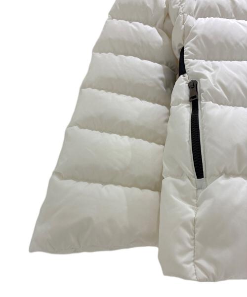MONCLER（モンクレール）MONCLER (モンクレール) DERA Down Jacket/DERA ダウンジャケット/H20931A00116 539ZD ホワイト サイズ:1の古着・服飾アイテム