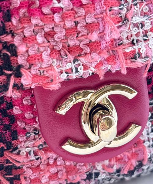 CHANEL（シャネル）CHANEL (シャネル) シャネル ココビーチ ツイード チェーンショルダーバッグ スパンコール ピンク ゴールド金具 ランダムプレート ピンクの古着・服飾アイテム